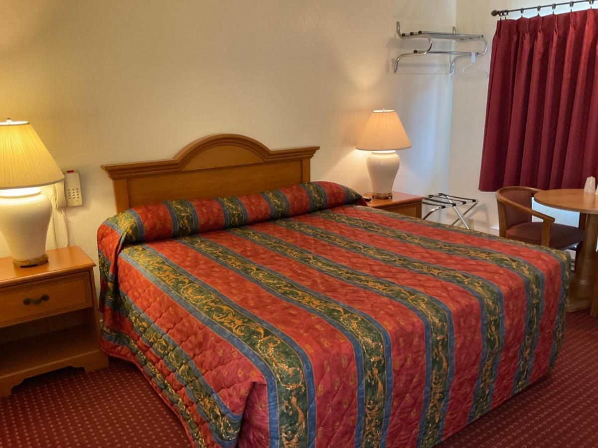 Front Street Inn Crescent City Ngoại thất bức ảnh